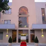 호텔 La Fontaine 3*