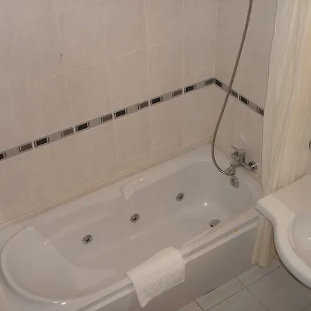 Szálloda La Fontaine 3*