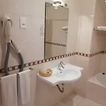 Отель La Fontaine