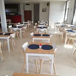 Hotel La Fontaine 3*