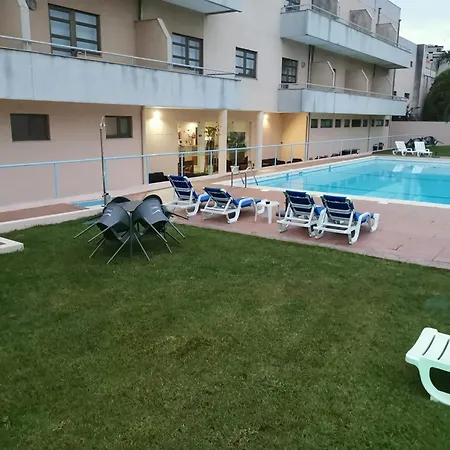 La Fontaine Hotel