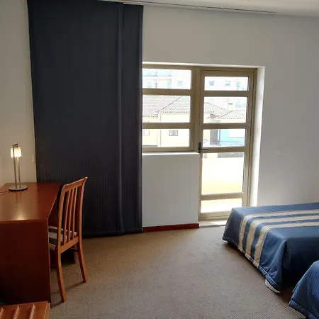 La Fontaine Отель Эшмориш