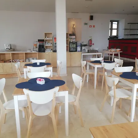 La Fontaine Отель