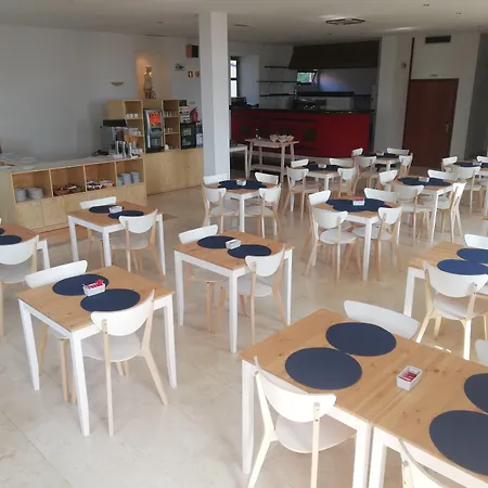 La Fontaine 3* Эшмориш