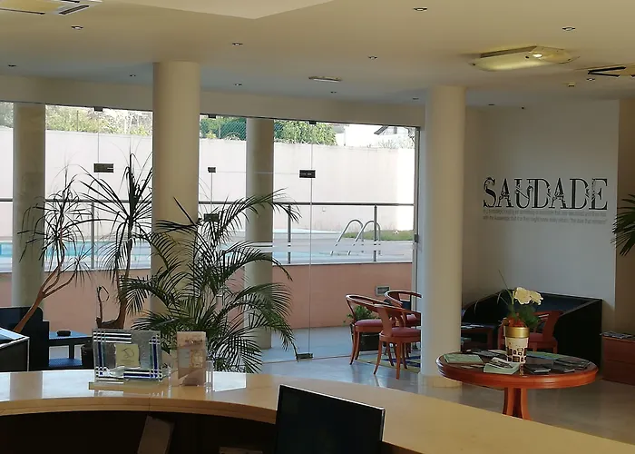 Отель La Fontaine