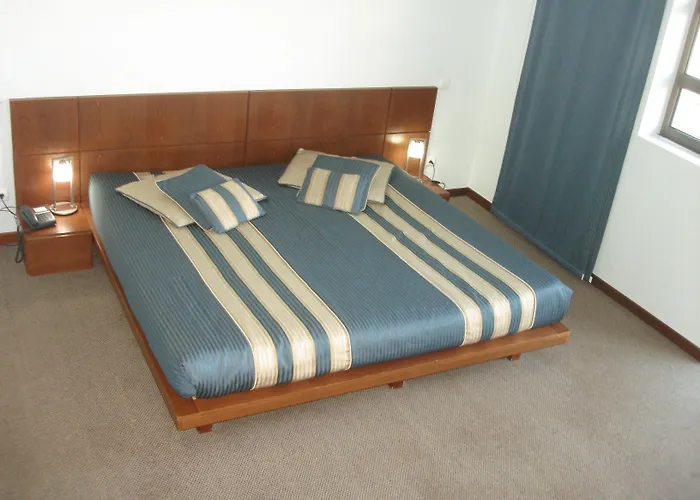 La Fontaine Отель