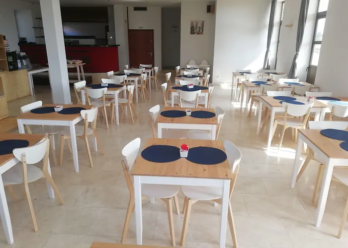 Отель La Fontaine 3*