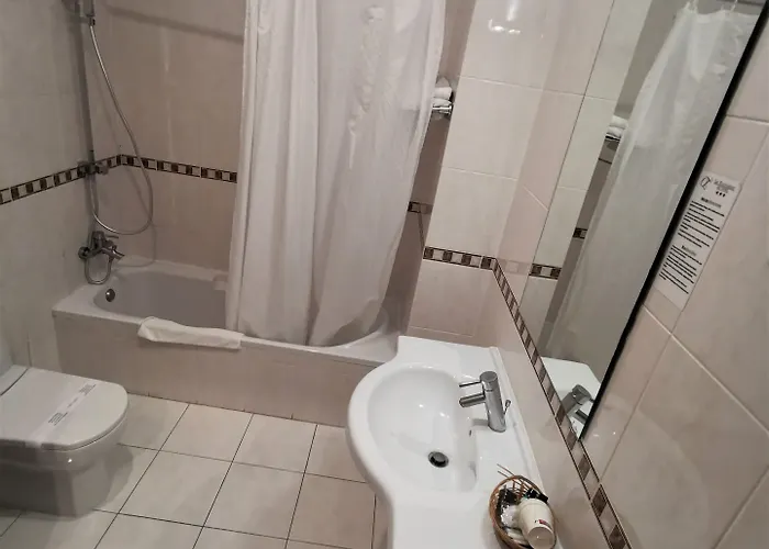 La Fontaine 3*