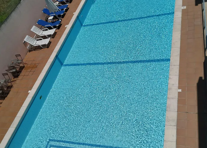 Отель La Fontaine 3*