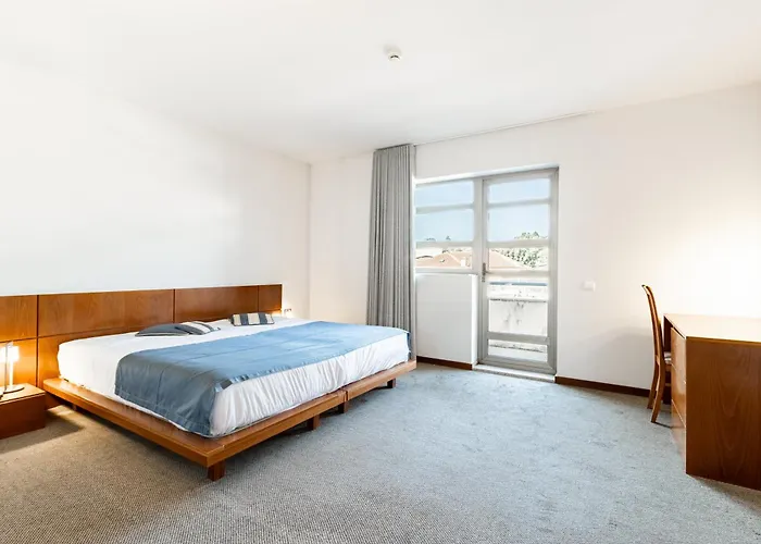 La Fontaine Эшмориш